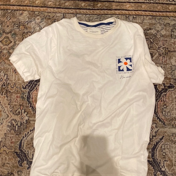 Denim and flower tee - Picture 1 of 3